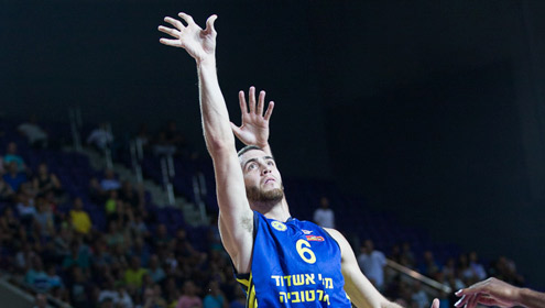 ''האמונה והביטחון של צביקה דוחפים אותי''