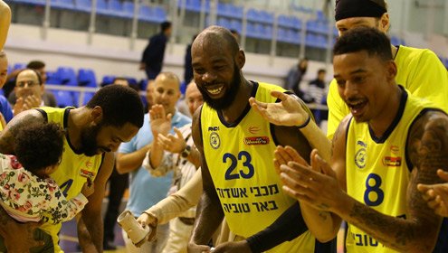 ''המאמן אמר לי לקחת את הכדור ולרוץ''