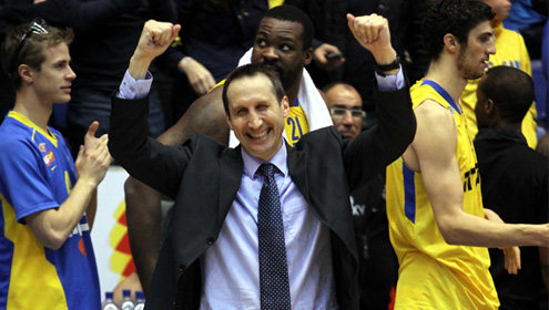 בלאט עובר ל-אנ.בי.איי