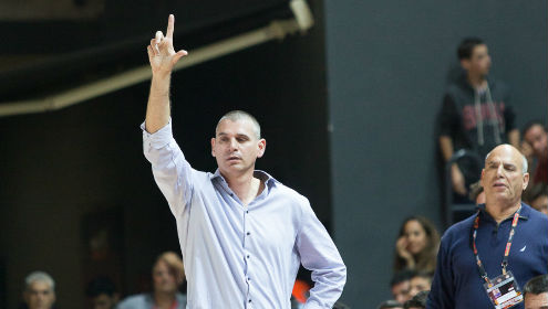 צ'ארלס רודס חתם בבני הרצליה