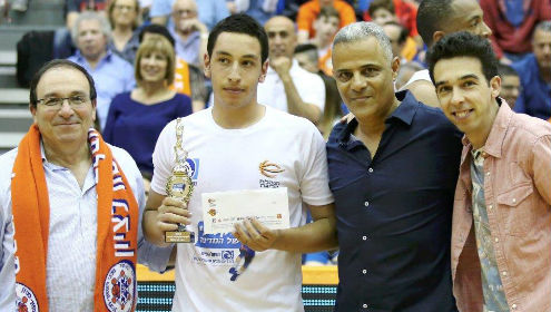 ניקולס גן זכה ב''קלעי של המדינה'' בראשל''צ