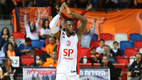 צפו: השואו טיים של נייט רובינסון