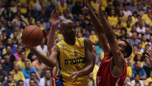 יורוליג:  הפסד בנקודה לריאל מדריד