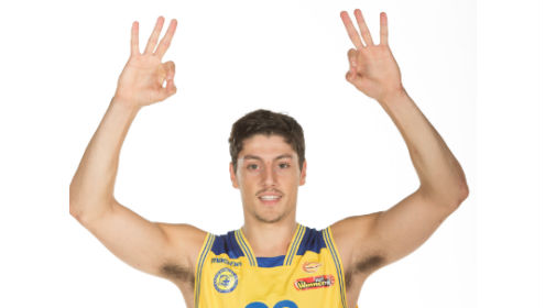 צפו: שיא הקריירה של יפתח זיו