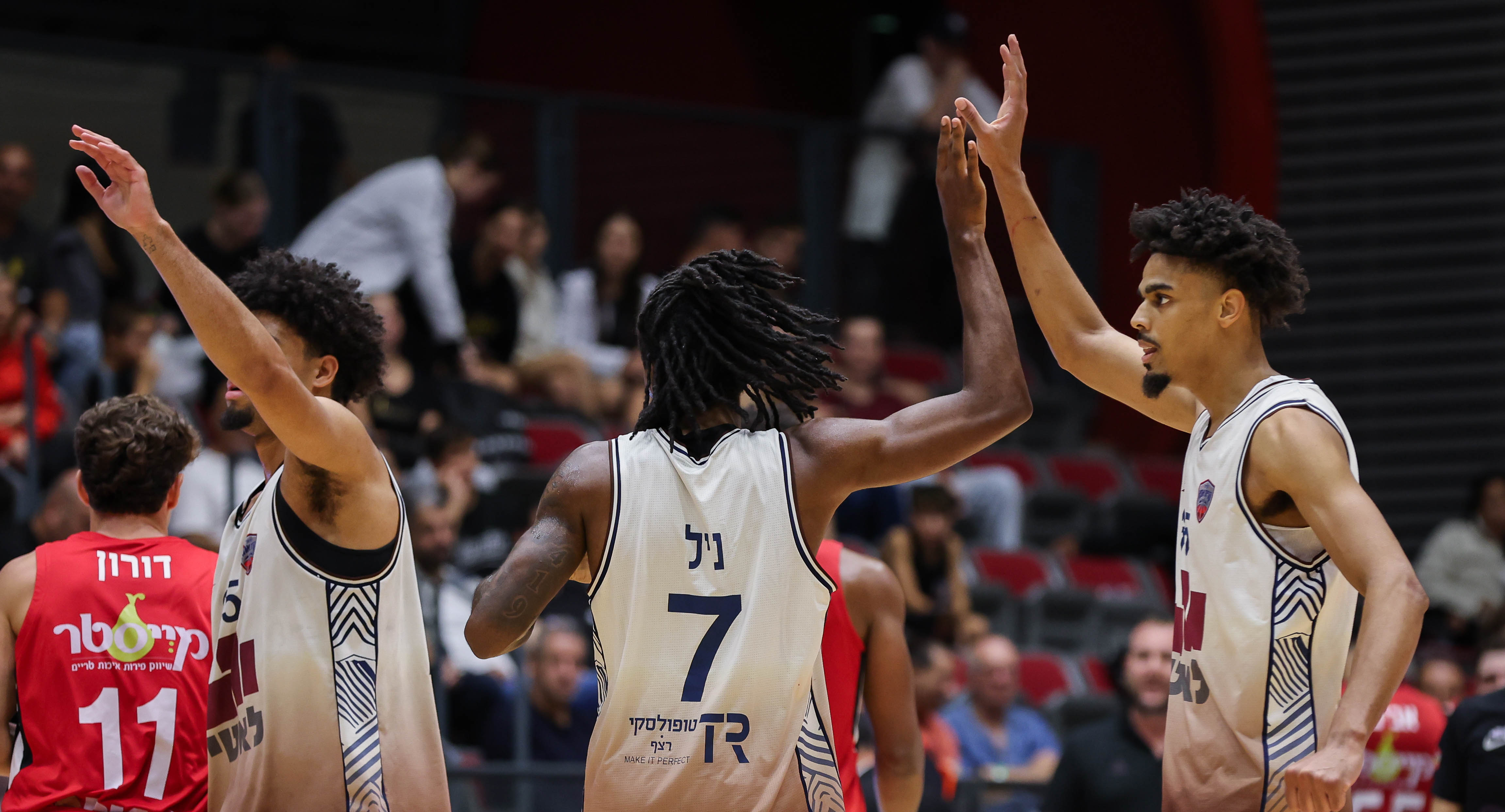 עם חגיגה מרחוק: וי ראשון לחבורה מהקריות