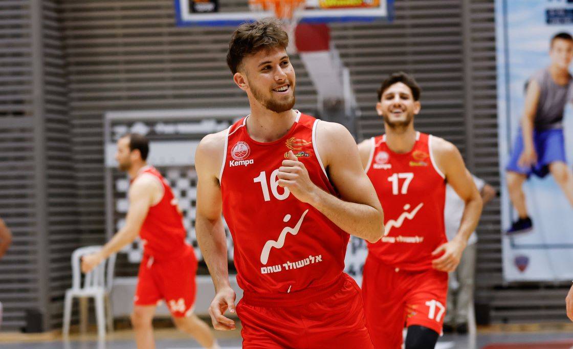 "החלום זה היורוליג", רון ציפר בריאיון  