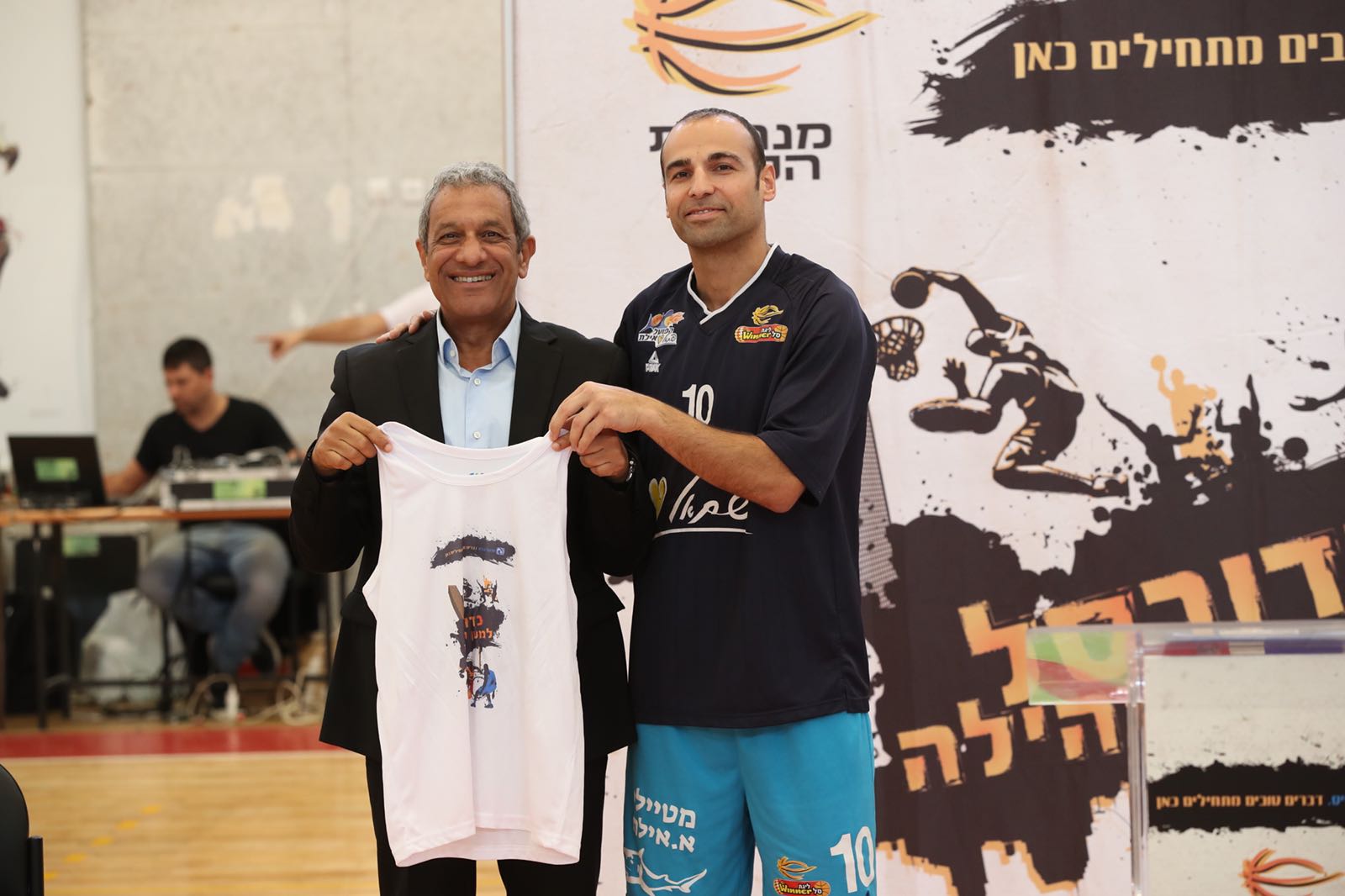 "מפגש חשוב של הקהילה עם הקבוצה"