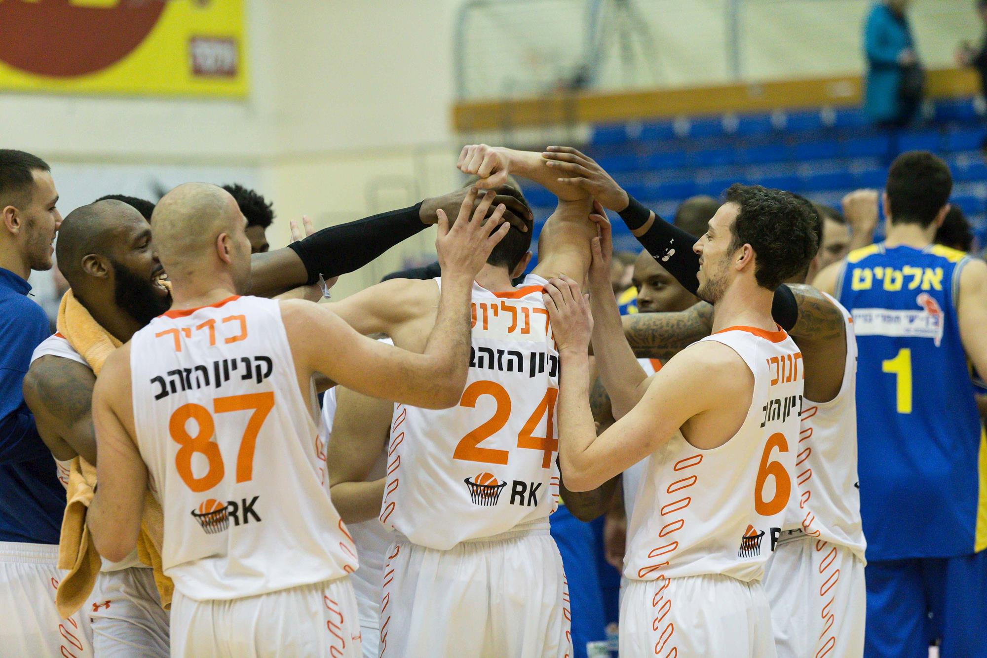 קמרון לונג חתם במכבי "ראנד מדיה" ראשל"צ