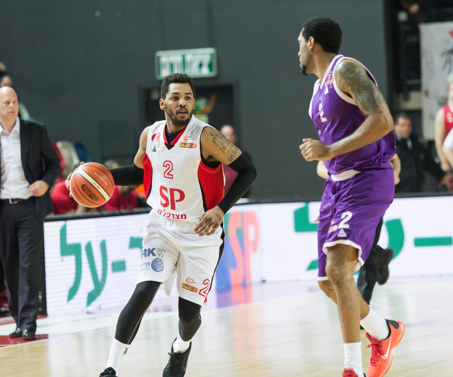 צפו: שיא הקריירה של מארק ליונס