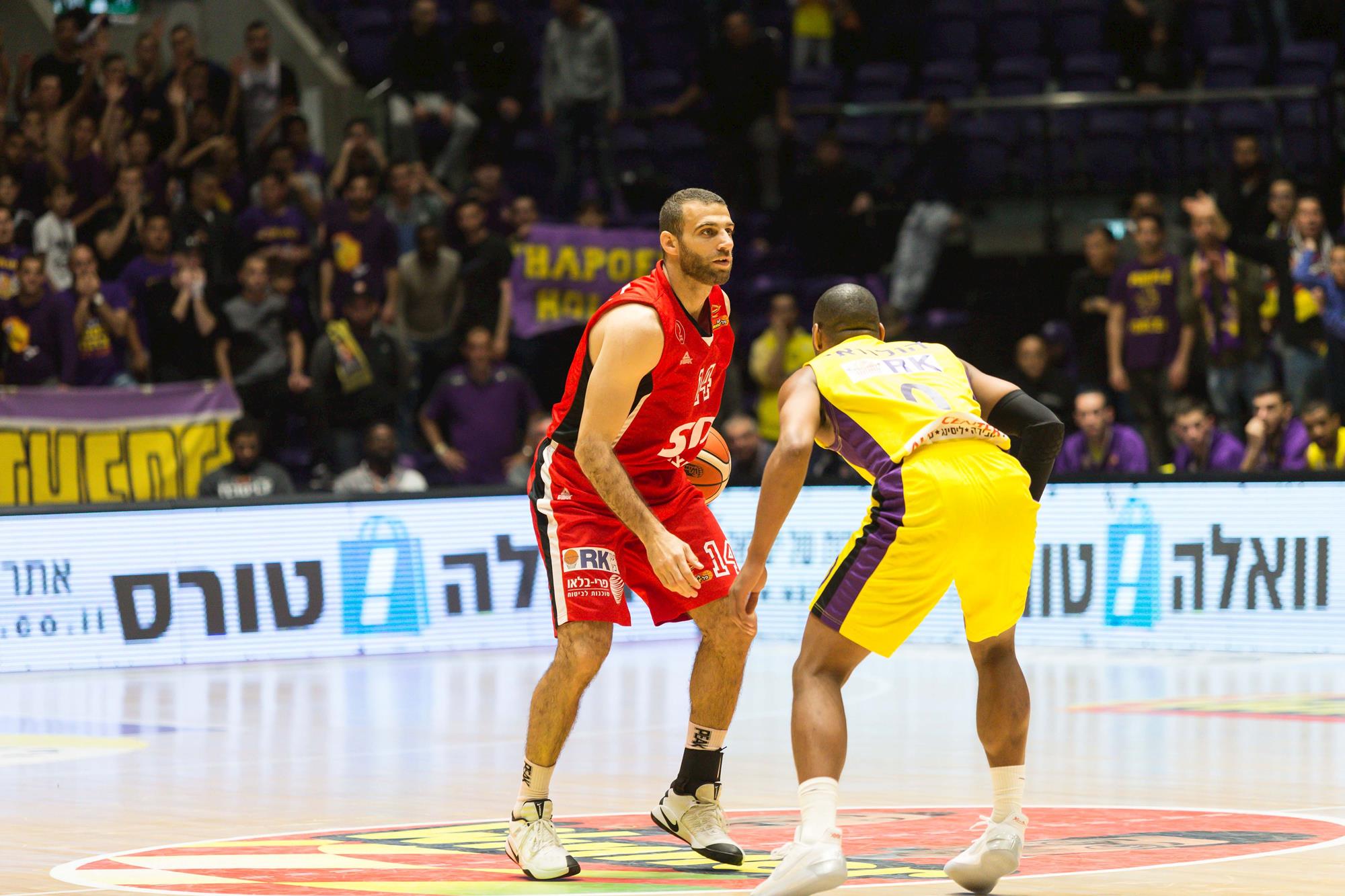 הערב: הסגולים מחפשים סוויפ תל אביבי