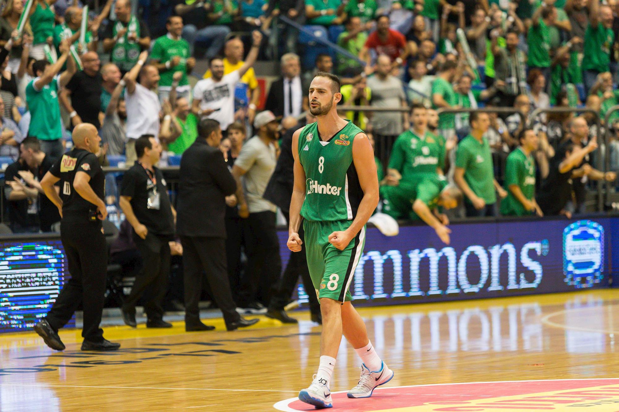 חוזר דרומה: עמית שמחון חתם באילת