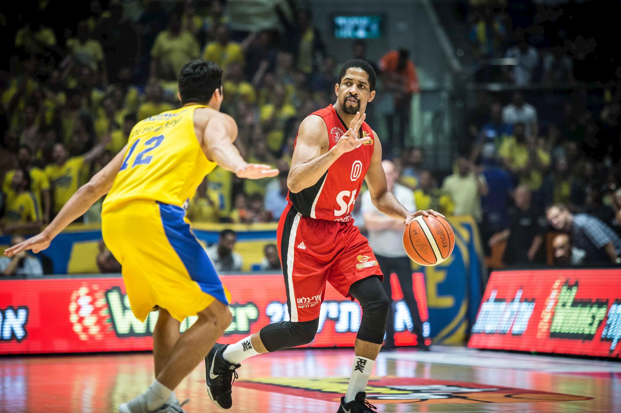 הערב: חולון יוצאת להיכל קבוצת שלמה