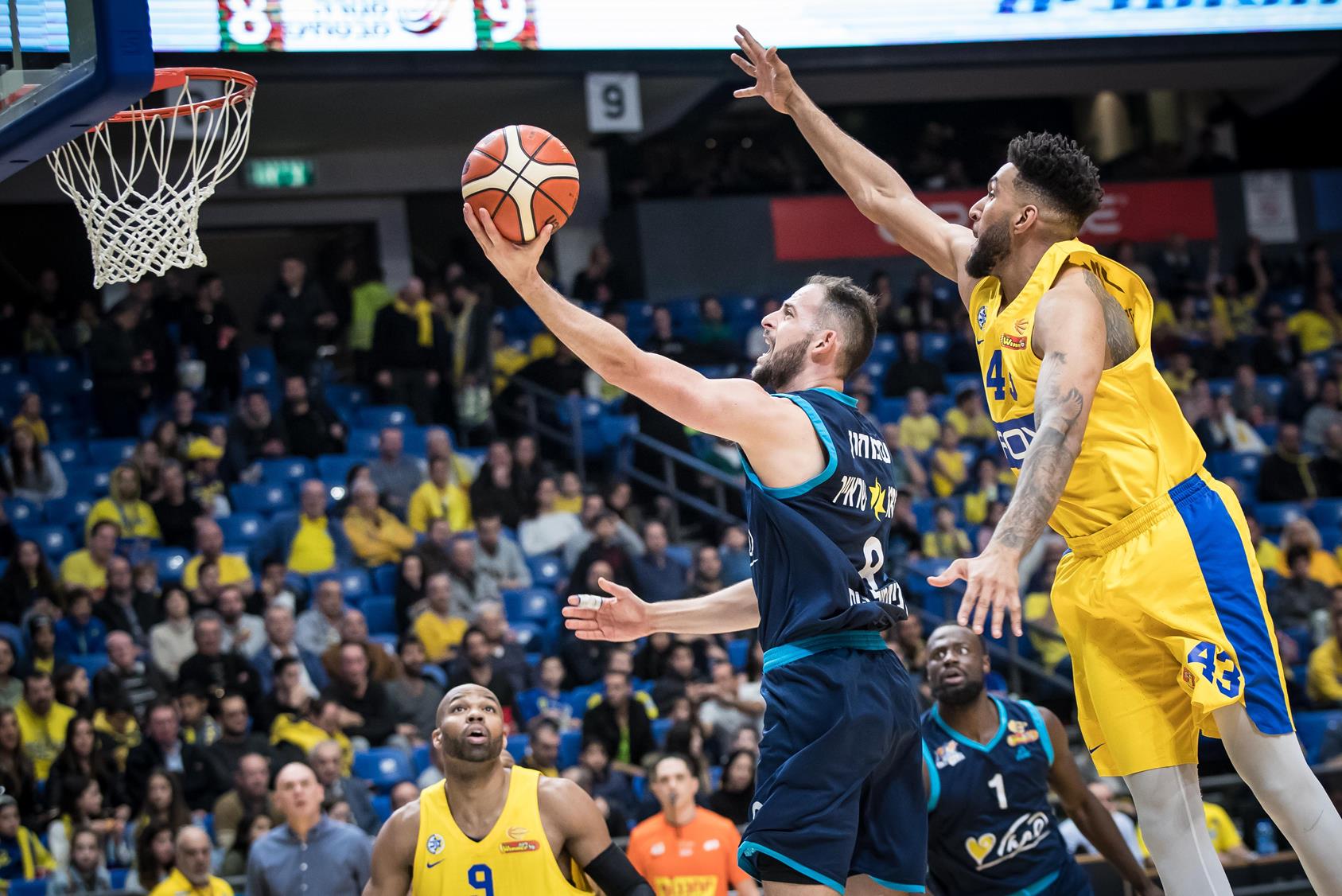 צפו: שיא ליגה עונתי למכבי ת"א בחסימות