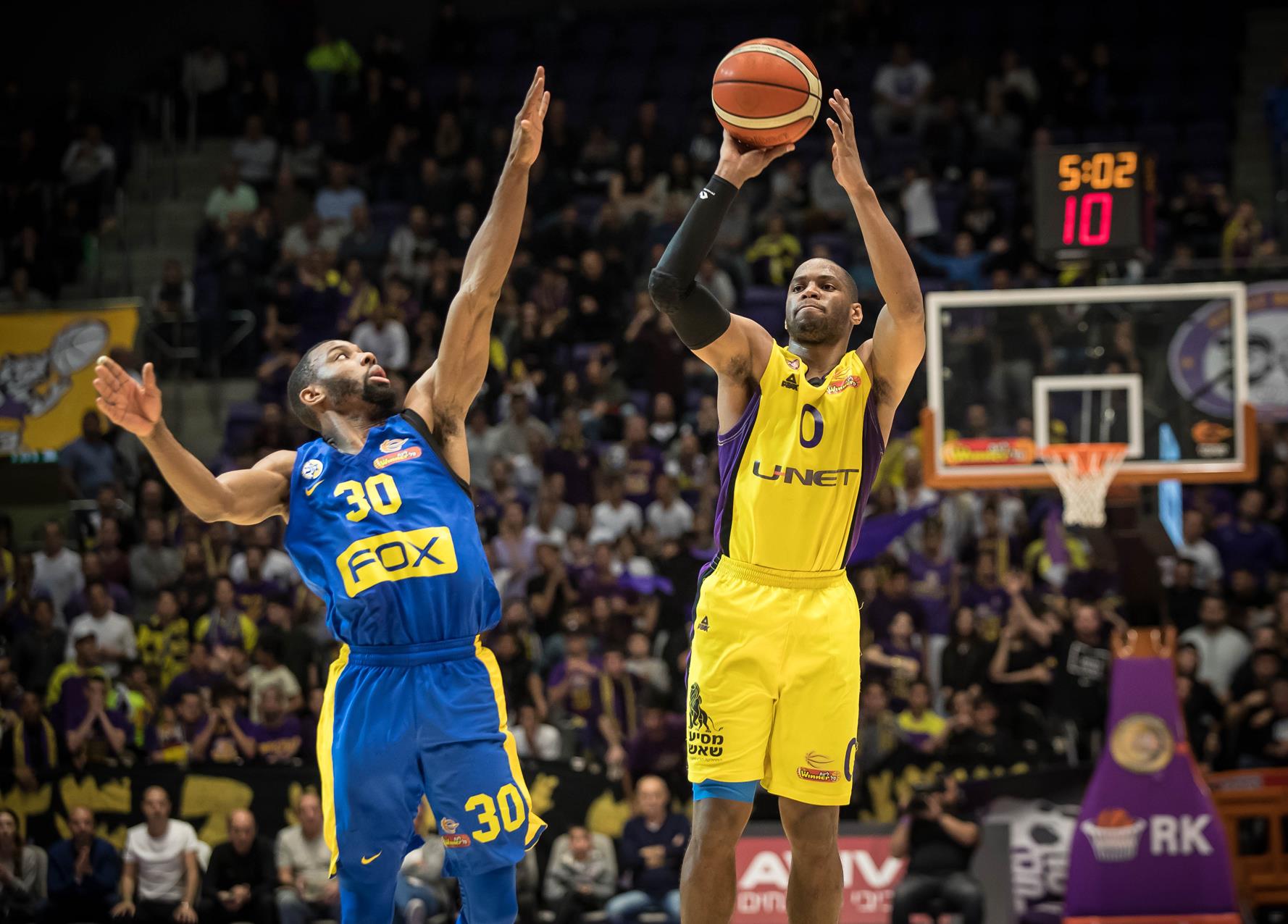 לבד בפסגה: חולון ניצחה במשחק העונה