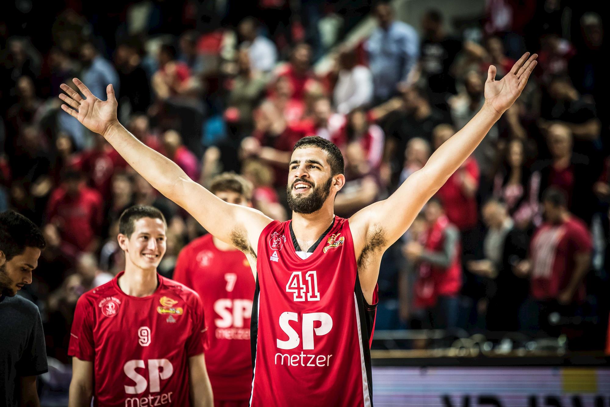 צפו: תומר גינת מככב בדרבי