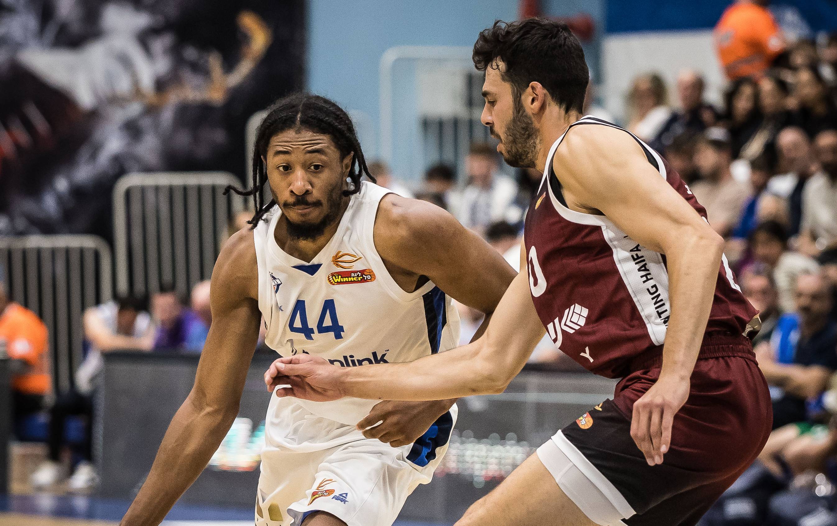 סטיוארט להט, הרצליה חזרה לנצח בבית