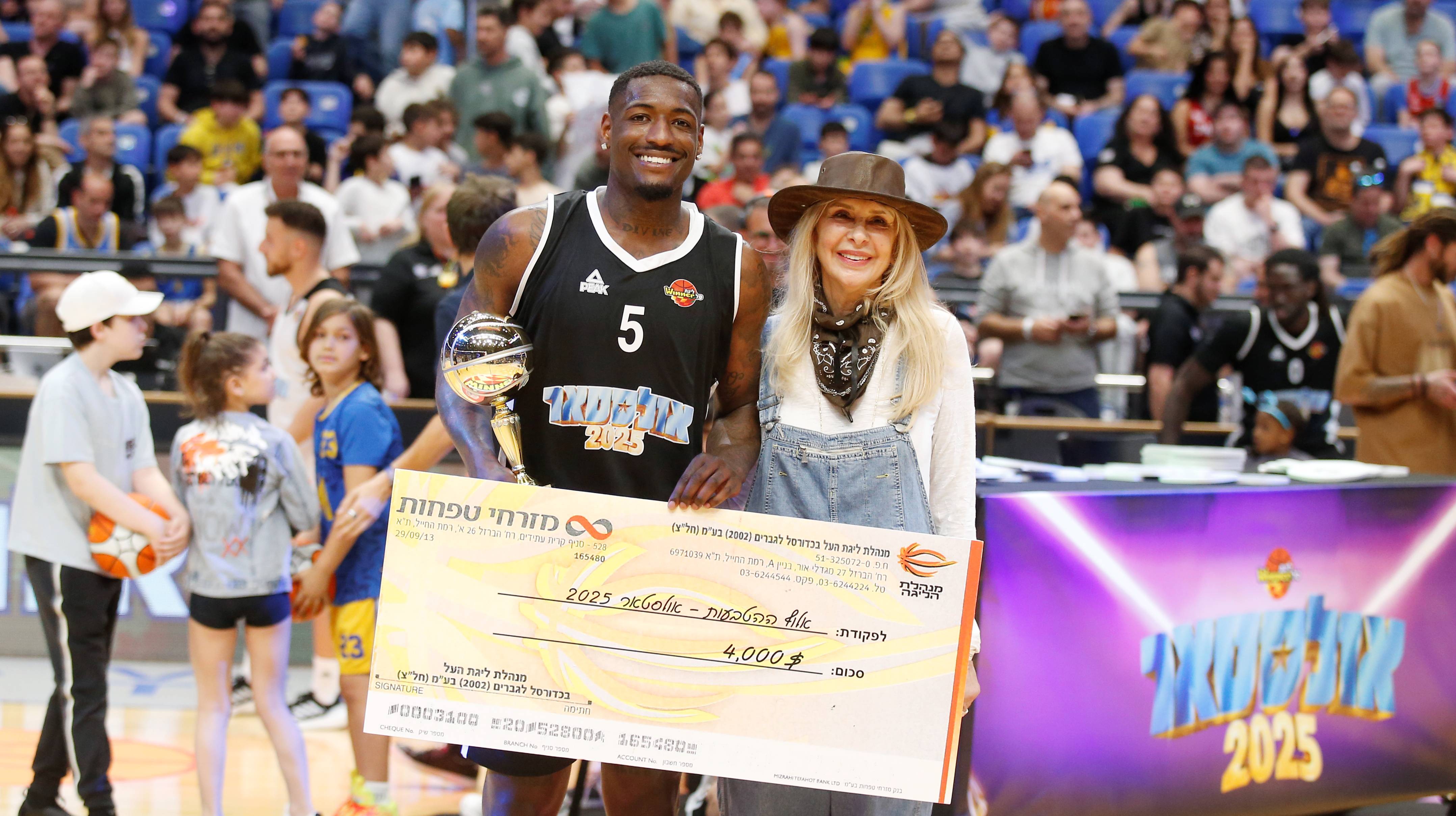 דשון פרנסיס זכה בתחרות ההטבעות 2025!