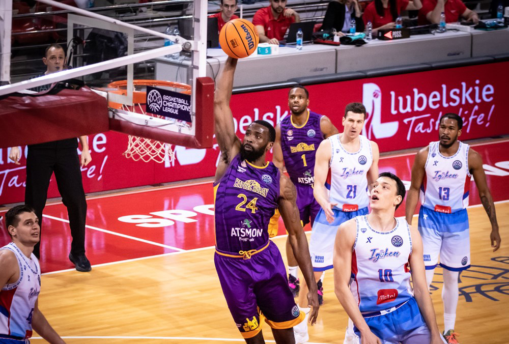 צ'מפיונס: האלופה עלתה לשלב הבתים השני