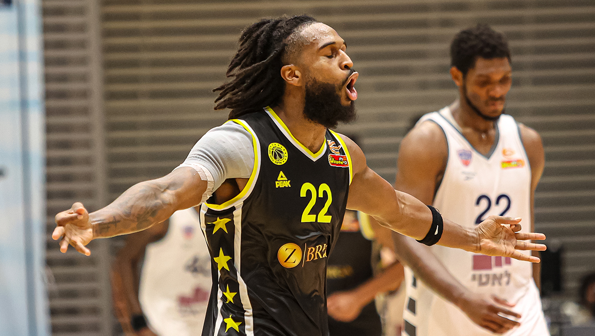 היום: היהלומים מחפשים וי שני רצוף