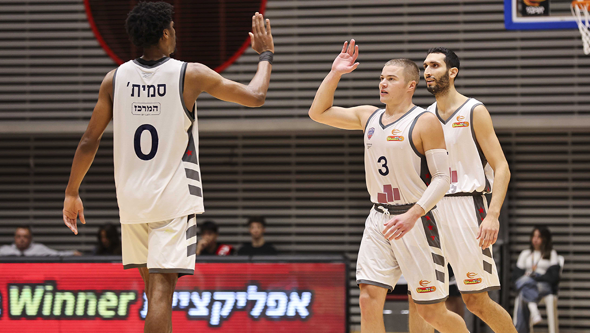 הקבוצה של בנטוב קטעה את רצף ההפסדים