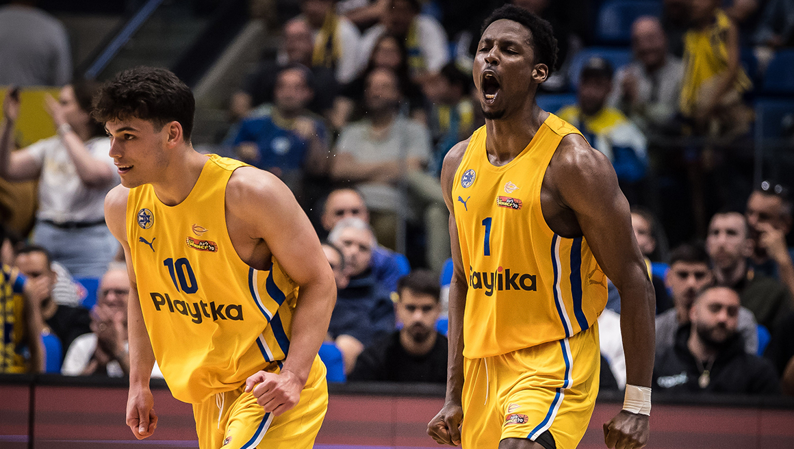 האלופה פתחה את רבע הגמר ברגל ימין