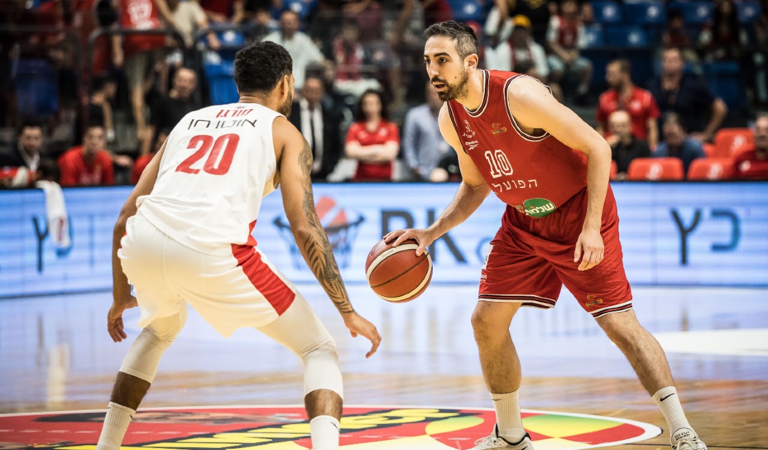 הערב: מפגש גורלי בפיס ארנה