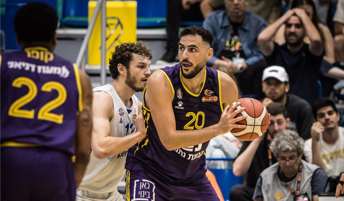 רבע הגמר, משחק 5: בני הרצליה – הפועל חולון 83:81