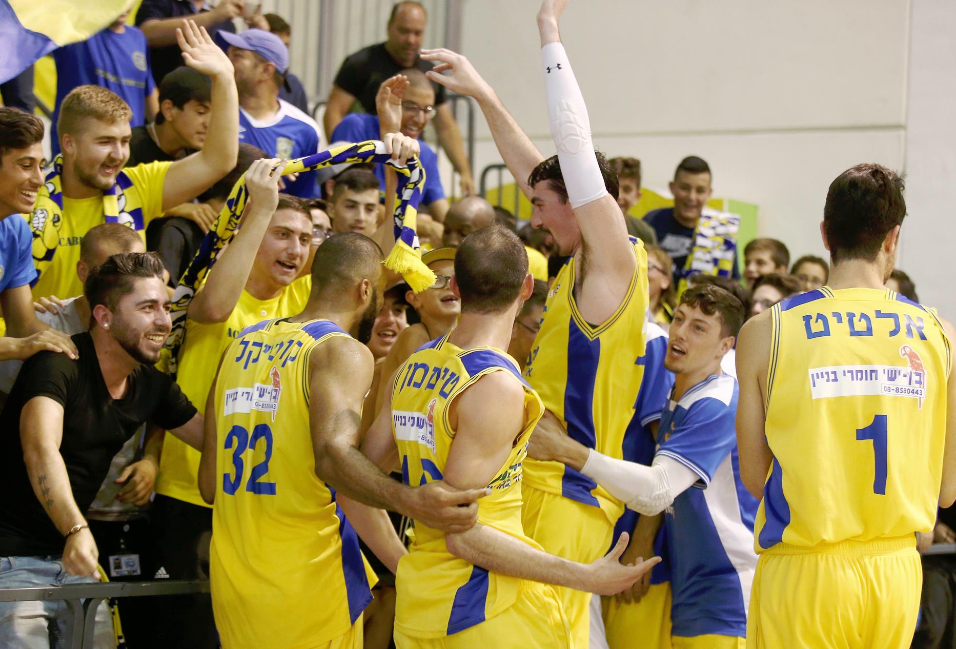 סיימו בסטייל: ניצחון יוקרתי ל"דולפינים"