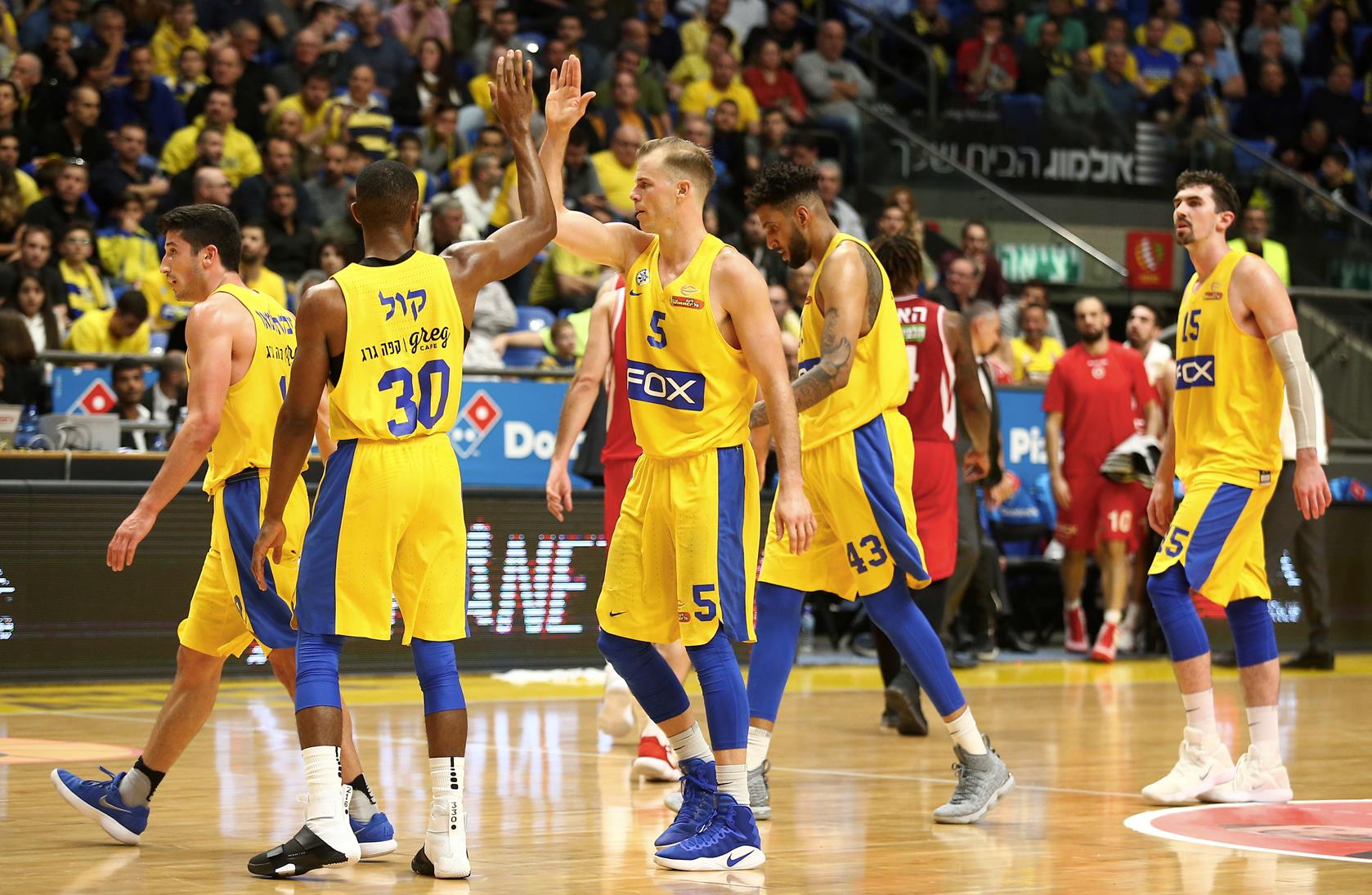 באיחור אופנתי: קאמבק גדול לצהובים