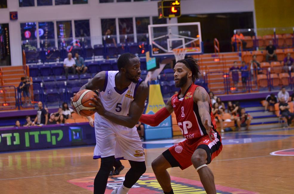 מצטיין המחזור השני - אלכס יאנג