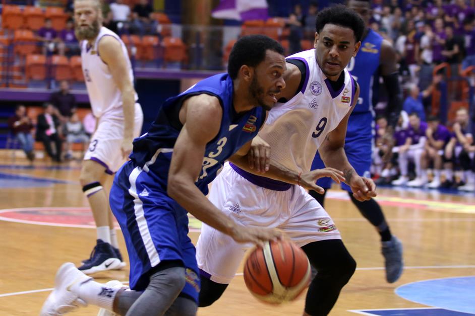 הערב: הרצליה מתארחת בהיכל בגין