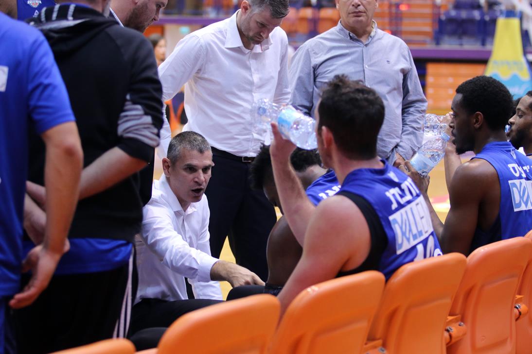 חוזר לעין שרה: גורקה יאמן את הסגולים