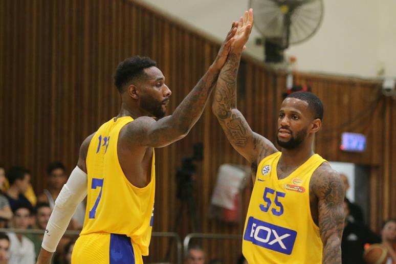 הערב: דרבי תל אביבי בהיכל טוטו