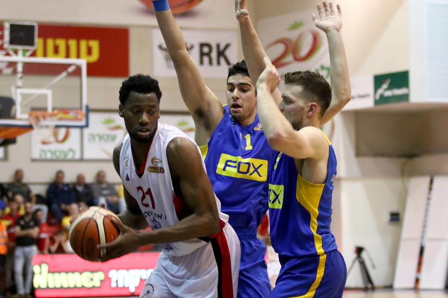 הערב: האדומים מהעמק חוזרים להיכל