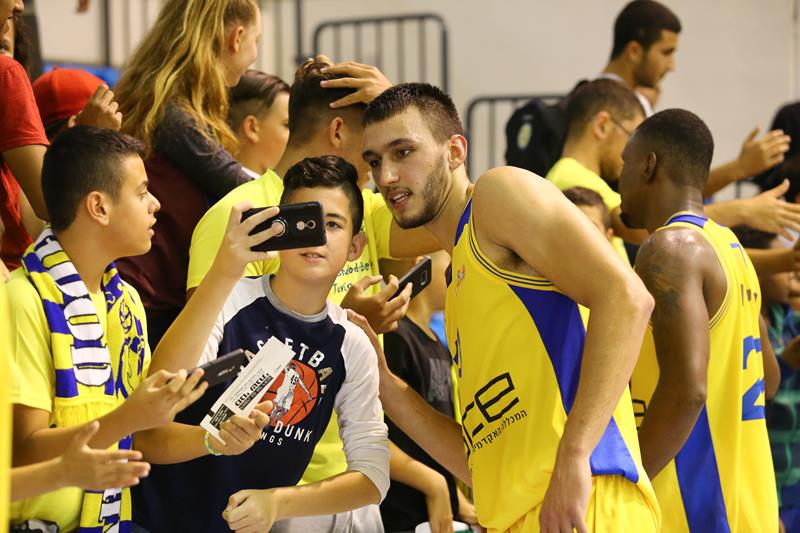 צפו: דאבל דאבל מרשים לנמרוד לוי