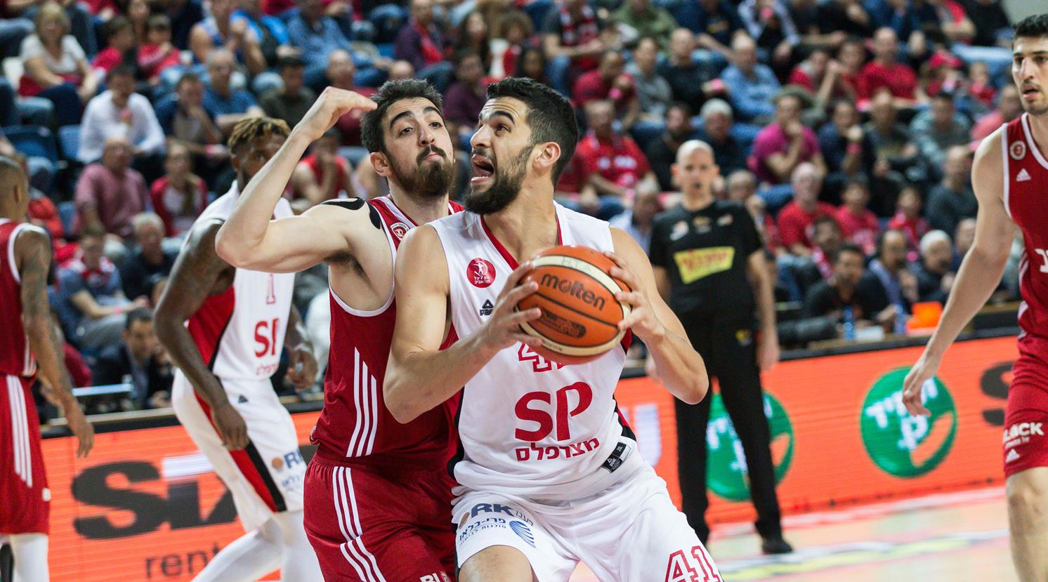 גינת שעשועים: ניצחון חשוב לאדומים מת"א