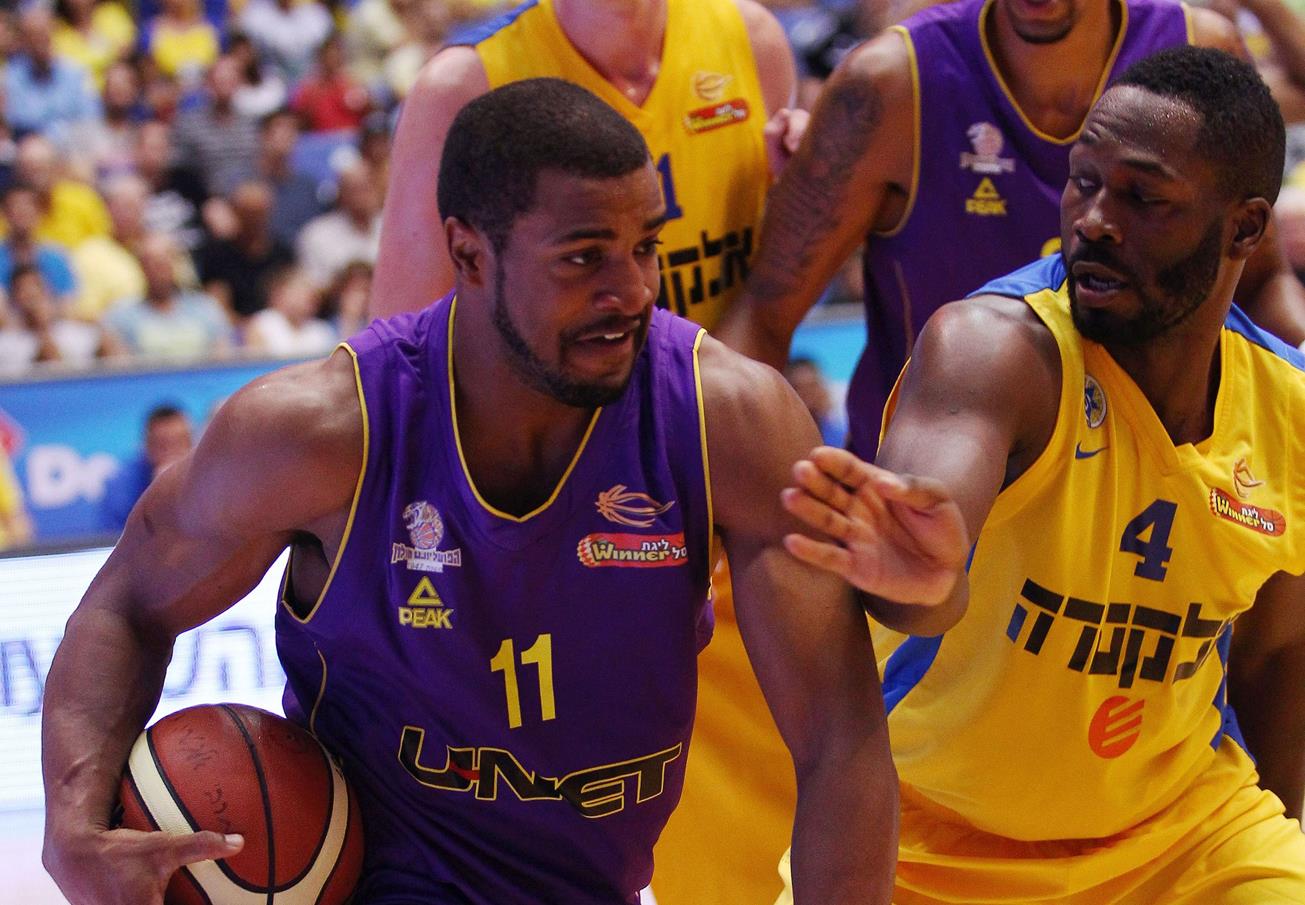 תחליף ראוי: טיילור מגיע במקום דילייני