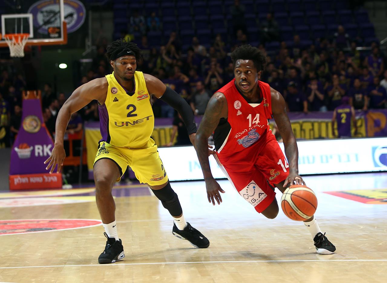 מצטיין המחזור ה-23: ג'ייקובן בראון