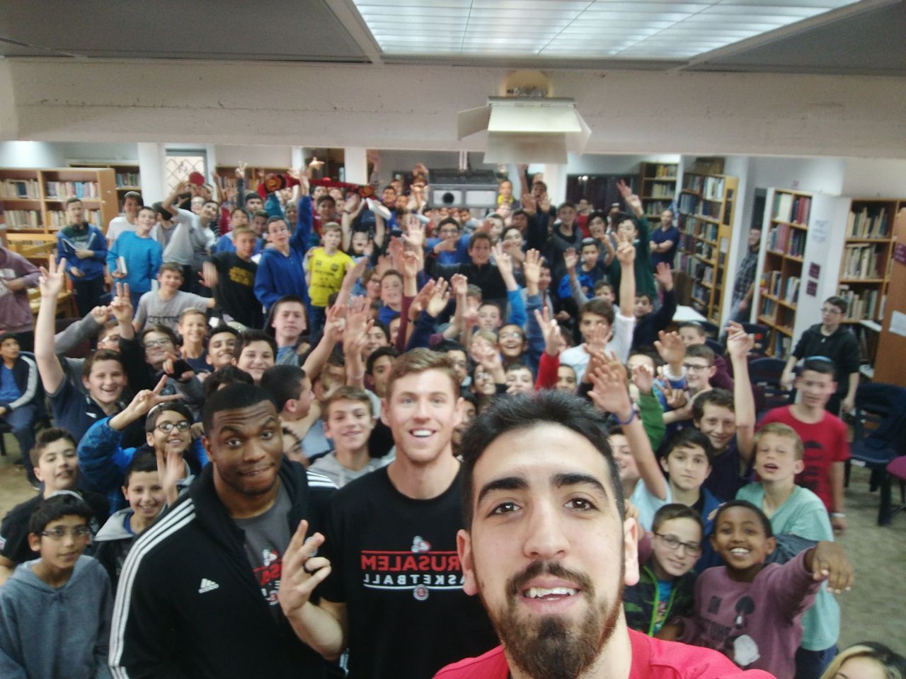 שחקני ירושלים נגד אלימות וגזענות