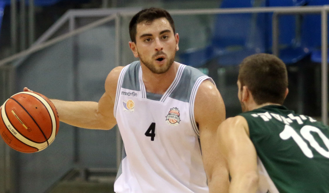 אדם הוניג חתם בשורות "הדולפינים"