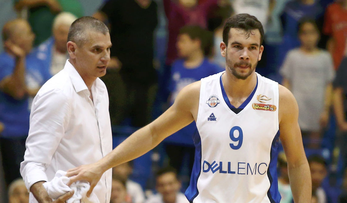 אקזבייר ת'יימס חתם לשנתיים בבני הרצליה