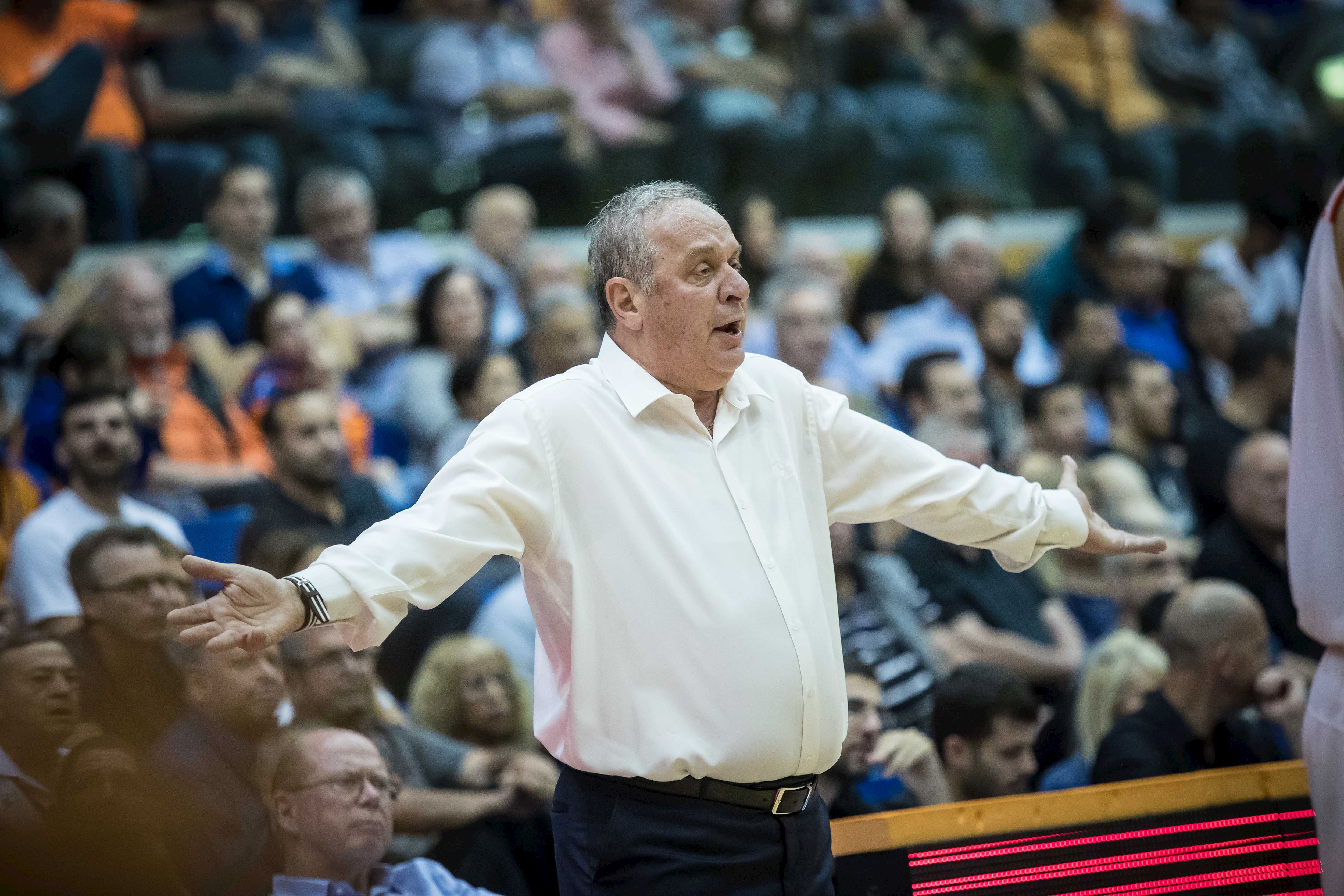 ראשל"צ נותרה מושלמת בטרום העונה