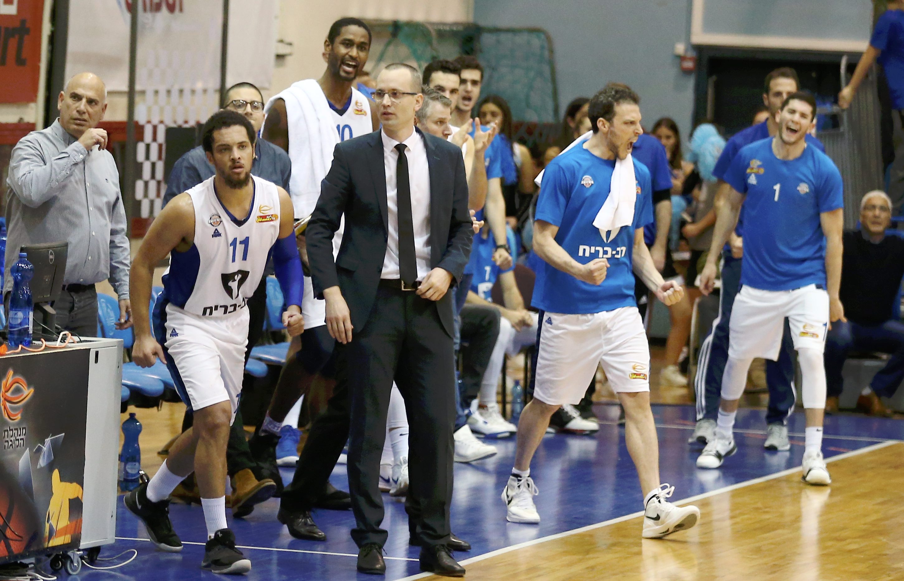 הערב: הרצליה מתארחת בלב המושבה