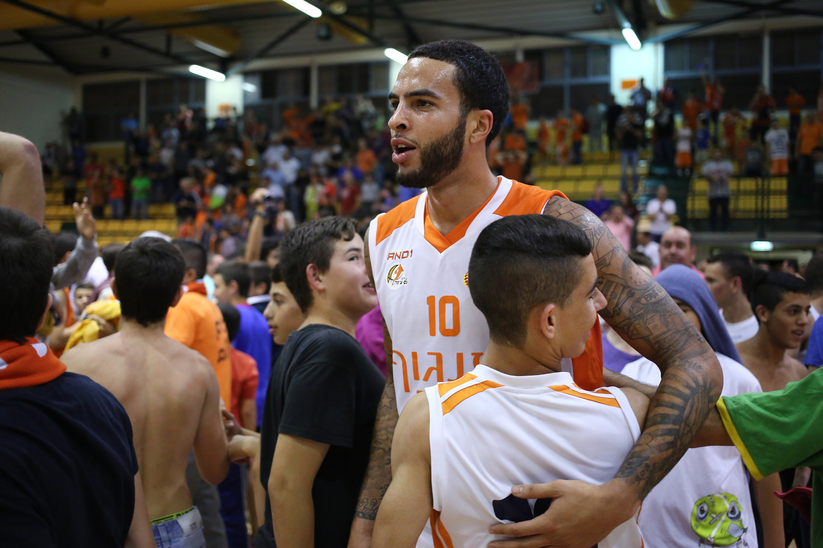 טיילר האניקאט הלך לעולמו בגיל 27