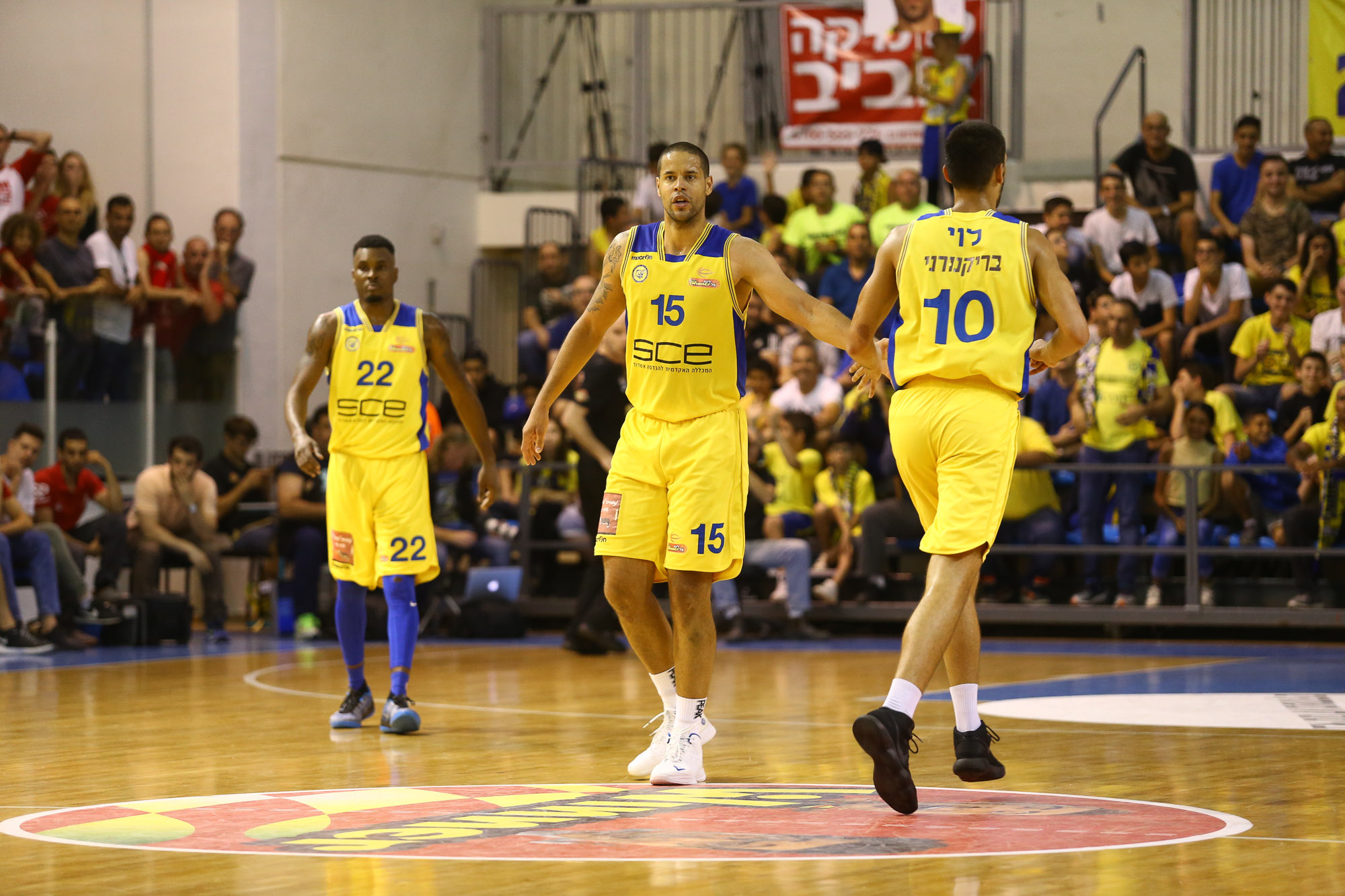 צפו: דאבל דאבל מרשים לג'ראלד לי