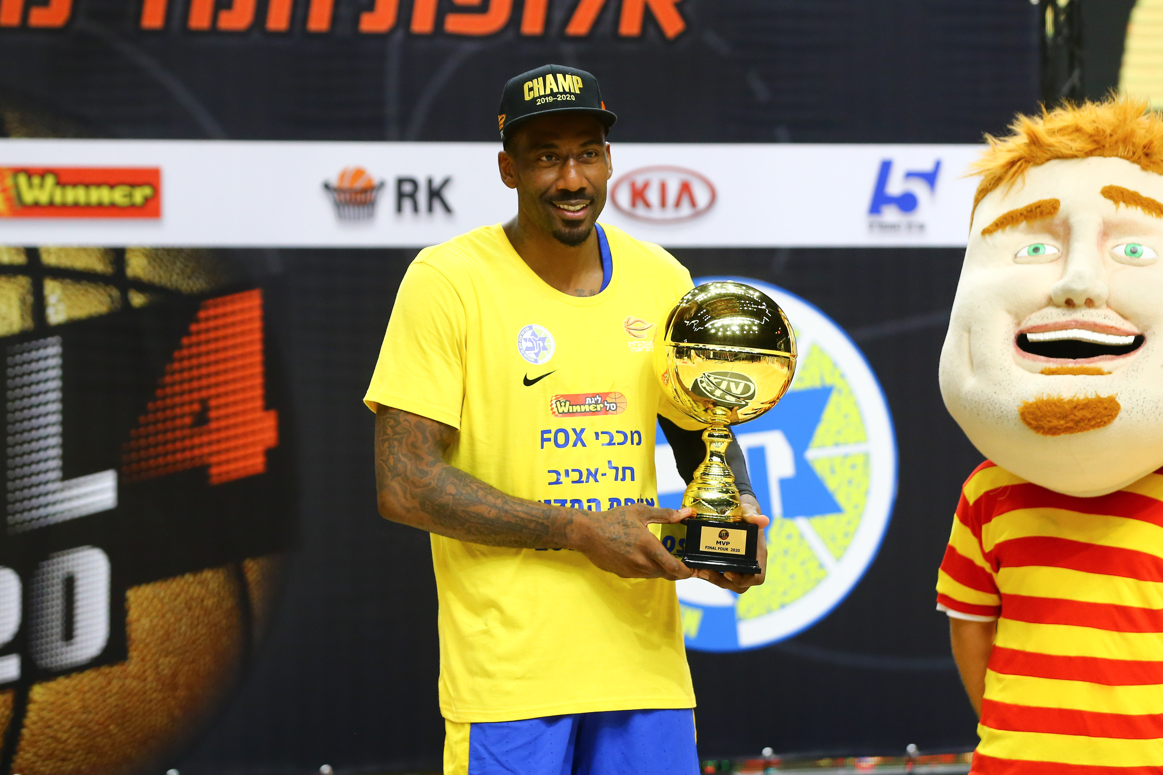 מצטיין הפיינל פור: אמארה סטודמאייר