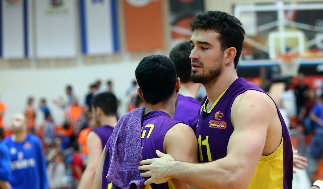 מחממים מנועים: ניצחון רביעי ברצף לסגולים