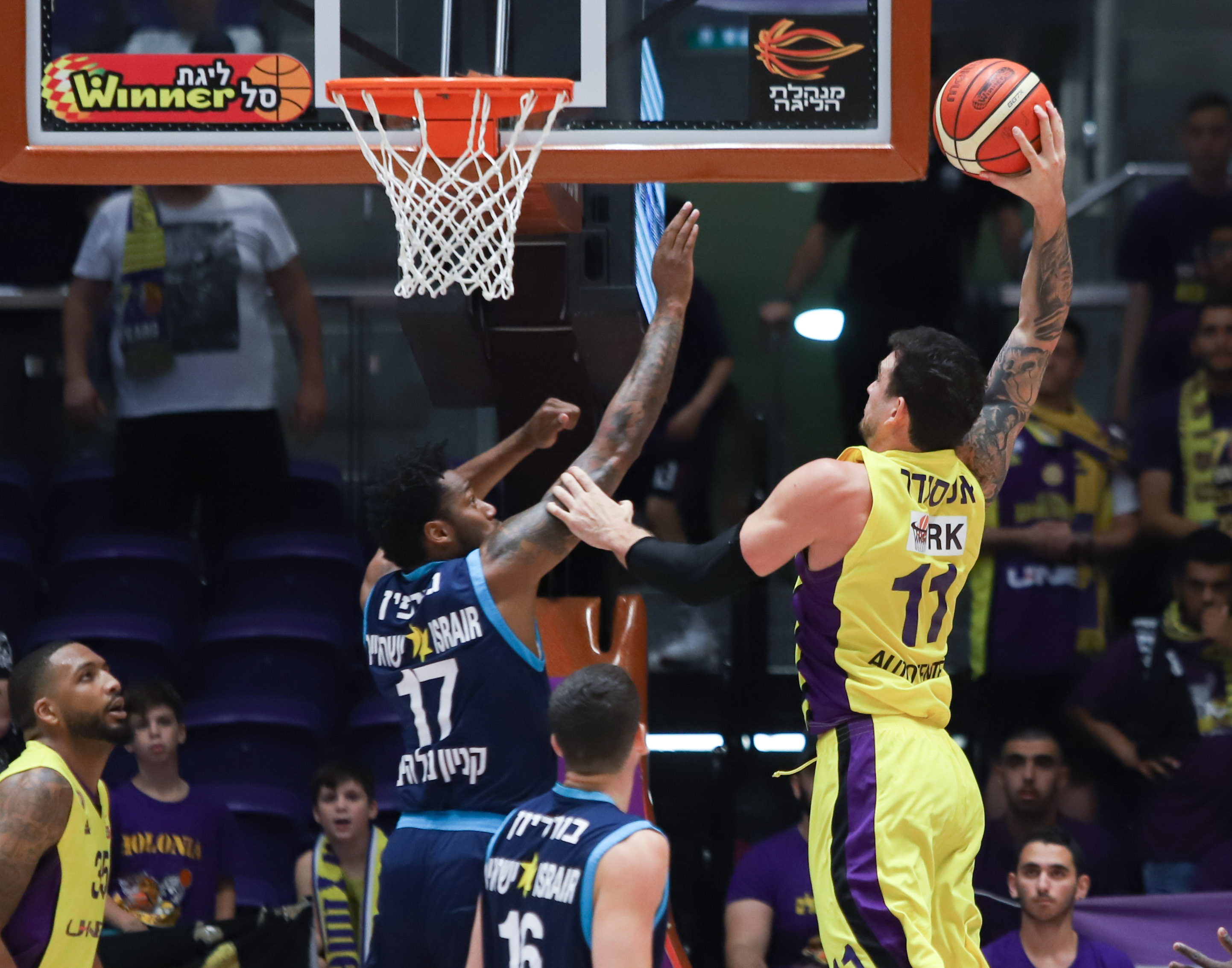 מצטיין המחזור ה-28: ג'ו אלכסנדר