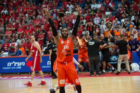 האלוף חוזר: דריל מונרו חתם בראשל"צ