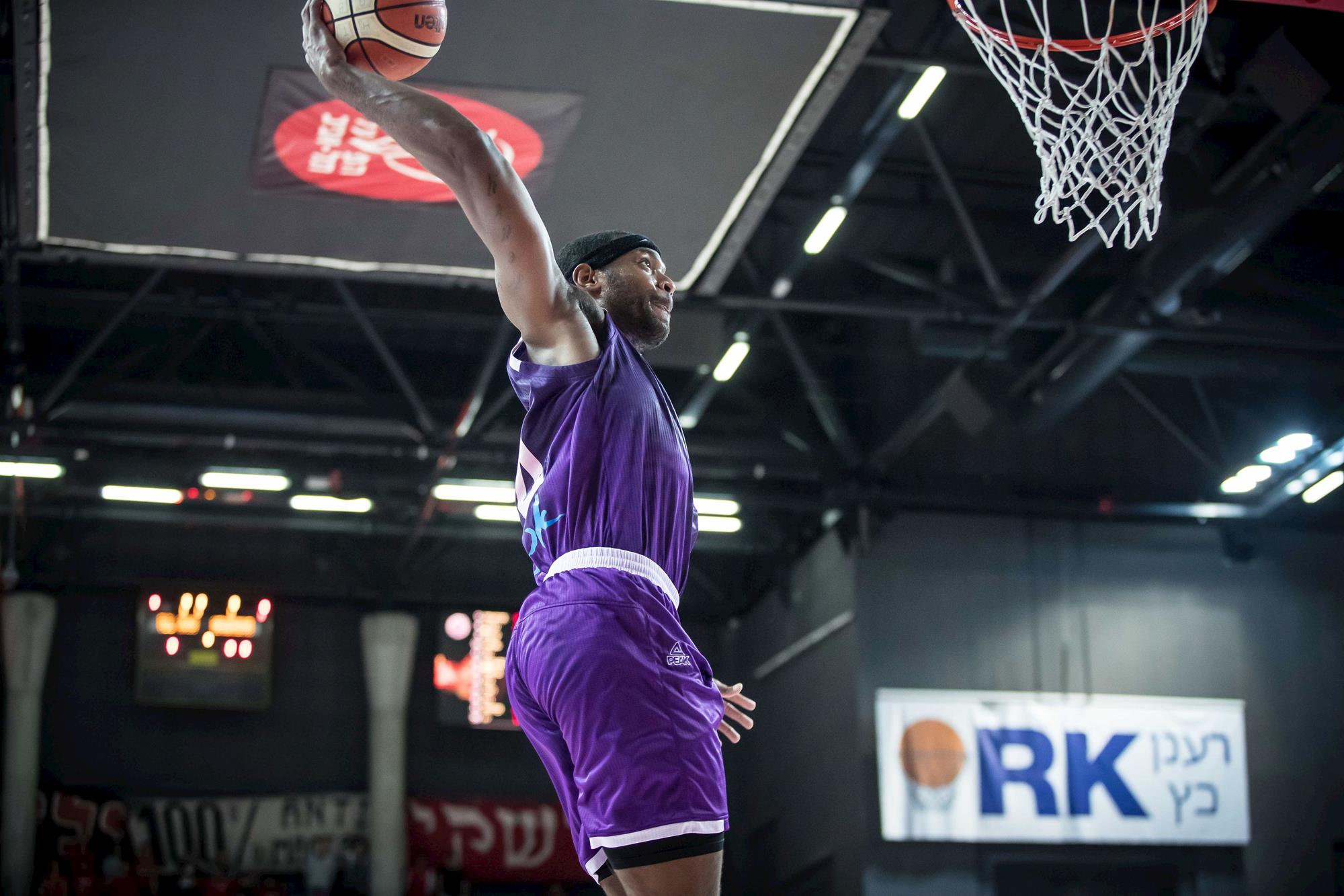 כבר לא אחרונה: נהריה מעל הקו האדום